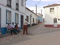 Fbustop.JPG (16596 bytes)