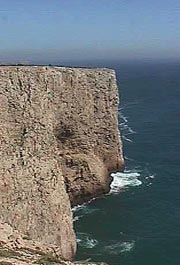 C St Vicente cliff.JPG (17723 bytes)