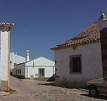 VdoBstreet.JPG (14161 bytes)