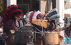 Lagos streetband.JPG (24629 bytes)