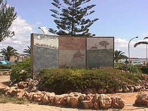 Lagos tilepanels.JPG (21499 bytes)