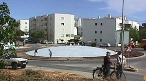 Millenium_Bump.JPG (20234 bytes)