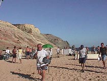 sbluzbeach.JPG (15020 bytes)