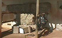 rescuedprop.JPG (13204 bytes)