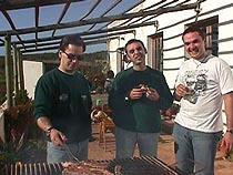 DS and PdV BBQ.JPG (21941 bytes)